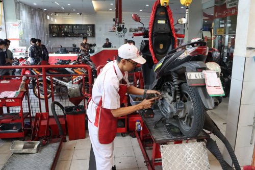 Honda, Promo Servis Motor Promo AHASS Kartini: Servis Motor Matic Honda Diskon Hingga 20%