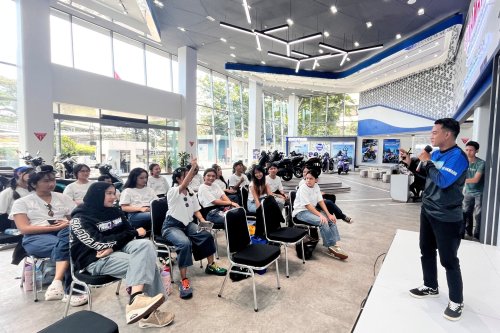 Program Komunitas Yamaha Y2C Jakarta Vol.2, Edukasi Riding Aman hingga Kelas Keramik