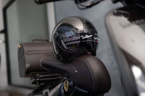Motor Edisi Terbatas Vespa 946 Horse Hadir di Indonesia, Angkat Filosofi Tahun Kuda