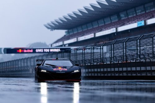 Super GT Challenge Cuma Butuh Dua Lap: Max Verstappen Taklukkan Mobil GT500 di Fuji