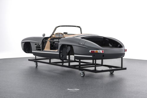 Heavy Hitter Restorasi | BRABUS 300 SL Roadster – HERITAGE MEETS PRECISION