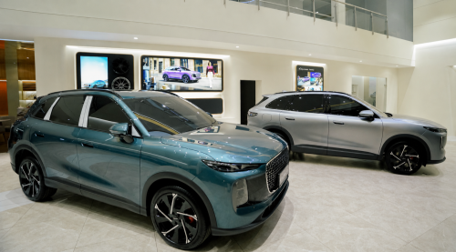 Showroom Opening LEPAS Buka Dealer Baru di BSD, Punya SPKLU Fast Charging 120 kW