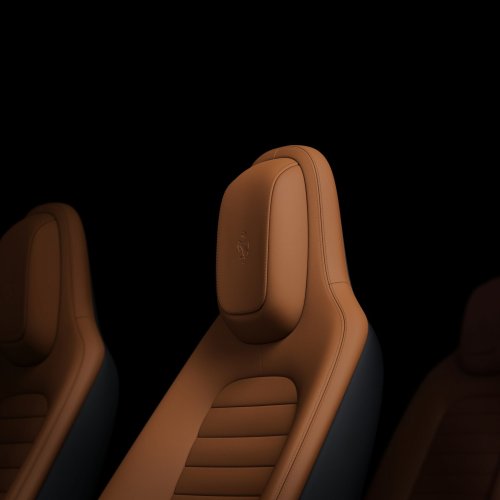 Mobil Listrik Luce Diolok Sebagai “Apple Car” Berkedok Ferrari