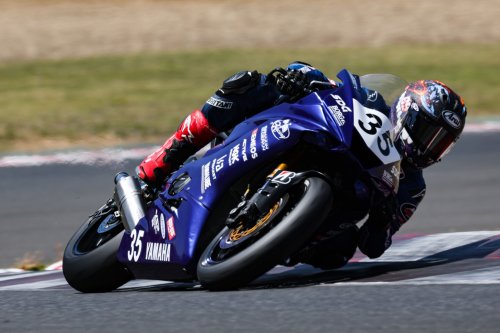 Balap Motor Internasional Debut AJRRC 2026, Wahyu Nugroho Langsung Tembus Top 10