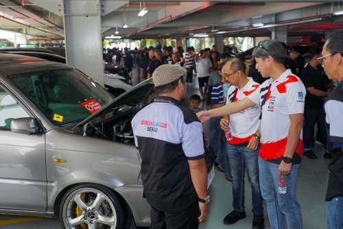 Toyota, Car Meet Toyota Bawa Lagi Nuansa Parkit Era 90-an Lewat GR Car Meet 2026