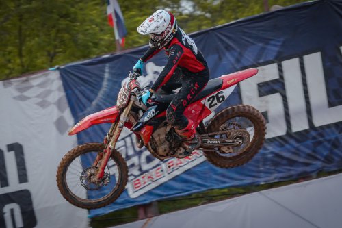 FMSCT Thailand Motocross Championship Jatuh di Ujung Balapan, Diva Ismayana Tetap Raih Podium di Thailand
