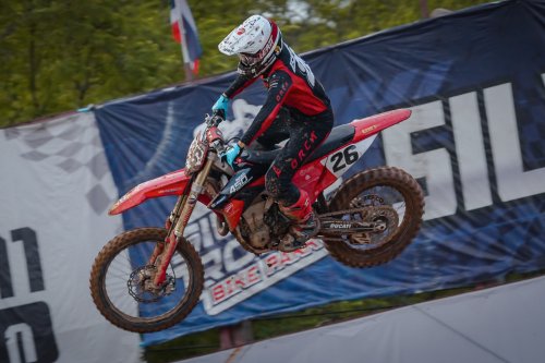 FMSCT Thailand Motocross Championship Jatuh di Ujung Balapan, Diva Ismayana Tetap Raih Podium di Thailand
