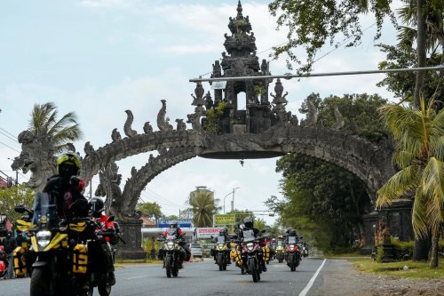 Suzuki , Touring, Motor Adventure Seberapa Cocok Suzuki V-Strom 250SX Untuk Touring Jarak Jauh?
