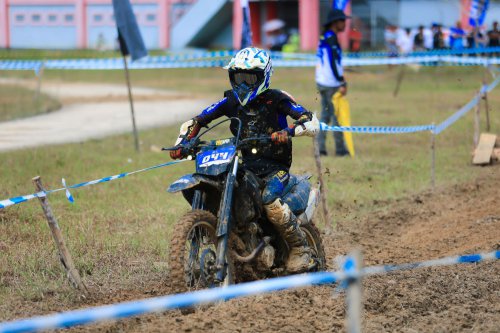 One Make Race 10 Ribu Penonton dan 152 Starter: Yamaha Enduro Challenge Pecah di Kalbar