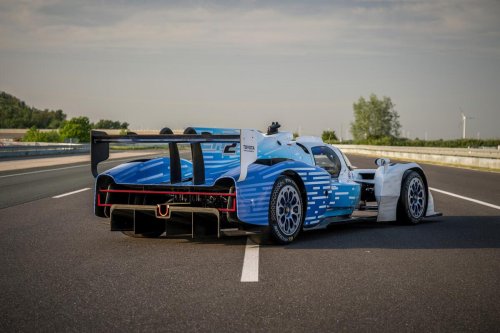 Toyota Racing Prototipe Balap Hidrogen Cair TR LH2 Di Le Mans 24 Hours 2026