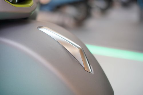Motor Baru Vespa GTS Super Tech 250 HPE, Harga Turun Tanpa Hilang Status Flagship