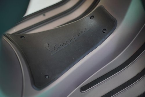 Motor Baru Vespa GTS Super Tech 250 HPE, Harga Turun Tanpa Hilang Status Flagship