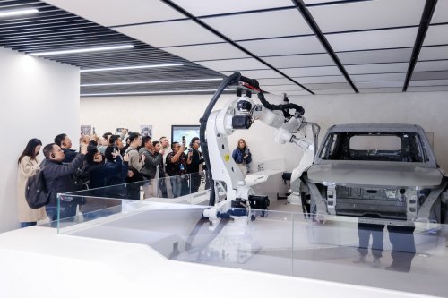 BYD, Mobil Listrik BYD, EV Museum Di-Space Zhengzhou – CARA BYD EDUKASI PUBLIK SOAL MOBIL LISTRIK