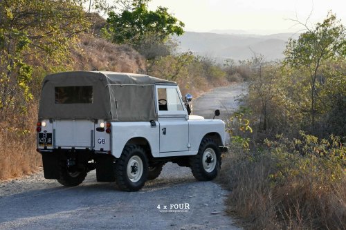 4 by Four Restorasi | Land Rover Series III 1984 – LAURENS LEGENDA SUMBA TIMUR