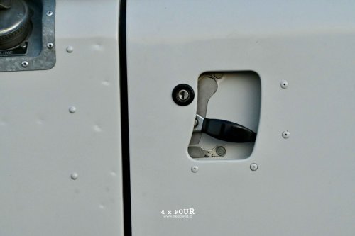 4 by Four Restorasi | Land Rover Series III 1984 – LAURENS LEGENDA SUMBA