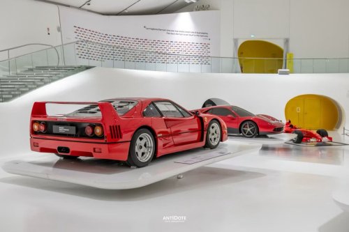 Ferrari Enzo, Ferrari, Museum Otomotif Musik, Mesin, Mitos – THE GREATEST HITS DI MUSEO ENZO FERRARI