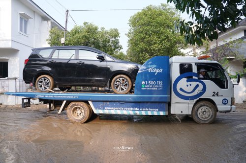 Asuransi Kendaraan Cuaca Ekstrem Masih Mengintai – INI CARA AMANKAN MOBIL DARI BANJIR