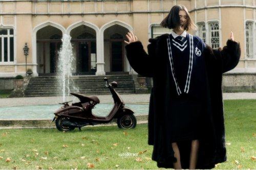 Premium Bike Vespa 946 Horse – EDISI SPESIAL BUAT SAMBUT TAHUN KUDA