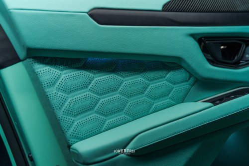 Power Trip BRABUS 900 MINT &amp; SUPERBLACK – SUPER SUV HYBRID 900 HP