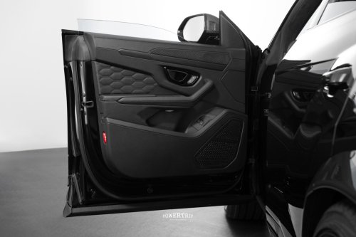 Power Trip BRABUS 900 MINT &amp; SUPERBLACK – SUPER SUV HYBRID 900 HP