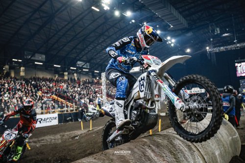 Husqvarna Factory Racing Billy Bolt Sabet Juara Dunia SuperEnduro 2026 – 6 TITEL BERUNTUN