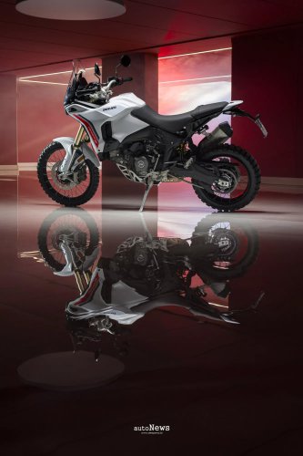 Adventure Bike Ducati DesertX 2026 Resmi Meluncur – MESIN V2 BARU, MAKIN SIAP OFF-ROAD