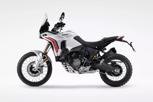 Adventure Bike Ducati DesertX 2026 Resmi Meluncur – MESIN V2 BARU, MAKIN SIAP OFF-ROAD