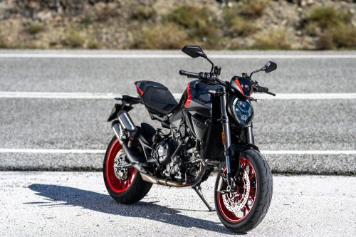 Big Bike Ducati Monster – TAMPIL LEBIH GALAK DENGAN CORAK SPORT BARU
