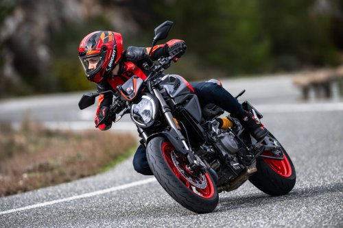 Big Bike Ducati Monster – TAMPIL LEBIH GALAK DENGAN CORAK SPORT BARU