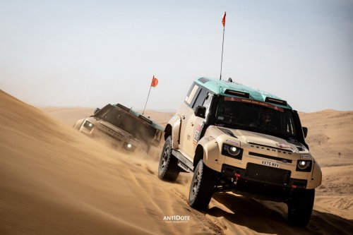 Rally-Raid Portugal Defender Dakar D7X-R – DEKATI PACE ULTIMATE, TANTANG MOBIL PROTOTIPE