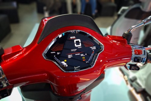 Motor Baru Vespa Primavera & Sprint Naik Level! – KINI PAKAI MESIN 180 CC