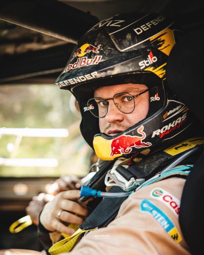 Rally-Raid Portugal Defender Dakar D7X-R – DEKATI PACE ULTIMATE, TANTANG MOBIL PROTOTIPE