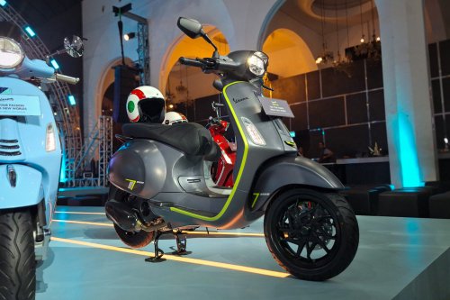 Motor Baru Vespa Primavera &amp; Sprint 180 – PUNYA BANYAK PILIHAN WARNA DAN AKSESORI