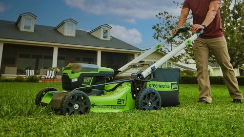 Save up to $701 on Bluetti power station + alternator charger bundles, Lectric 24-hour e-bike pet accessory 25% off flash sale, more