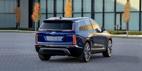 GM, Cadillac, GM halts shipments, recalls nearly 15,000 Cadillac electric SUVs
