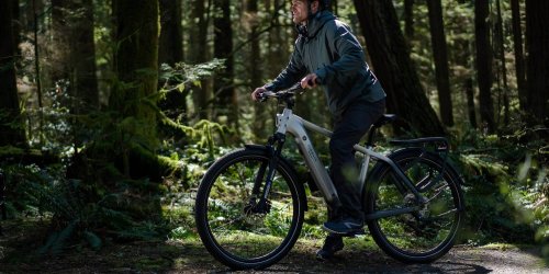 ENGWE EP-2 3.0 folding commuter e-bike with $214 bundle at new $949 low, Baseus X1 Pro dual-tracking solar camera $150 low, more