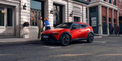 Hyundai IONIQ 3 spotted in real life for the first time [video]