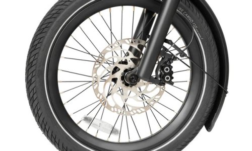 Radio Flyer launches new compact cargo e-bike designed to make family riding easier