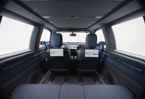 Robotaxi, Waymo starts offering rides in new Ojai robotaxi with 6th-gen Driver