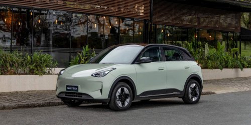 Ford, Geely, Ford in 'advanced' talks to sell EU plant to Geely, but that's not all