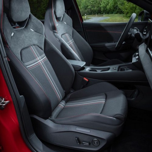 Volkswagen, Volkswagen opens orders for first electric GTI hot hatch at $45,000