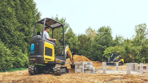 E-quipment highlight: New Holland E25X electric excavator
