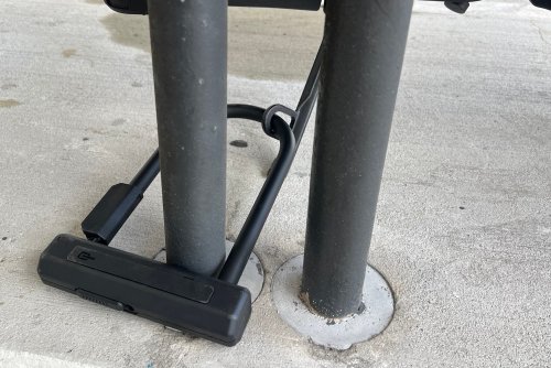 Hiplok Switch 105 folding lock vs Urban D lock tested on e-bikes