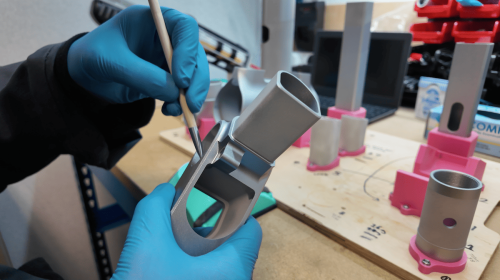 Why this premium e-bike maker glues its bike frames together