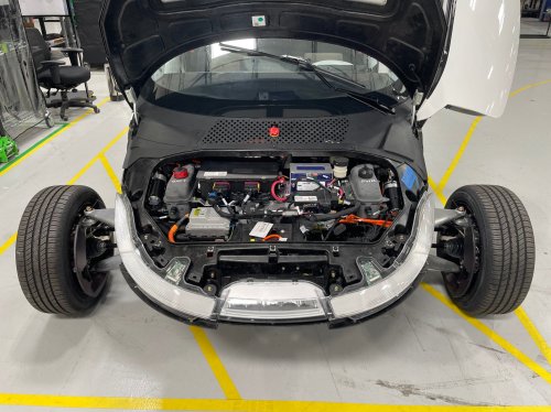 We toured the Aptera factory to see if the solar EV company is gonna make it