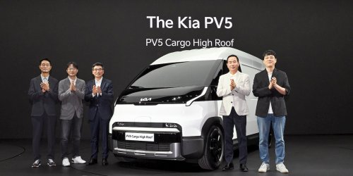 Kia, Kia PV5 High Roof spotted in public for the first time [Video]