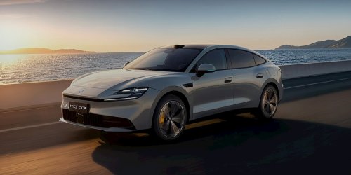 Battery, This $22,000 EV has a semi-solid-state battery and makeup station