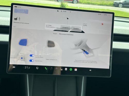 Tesla Model Y RWD 2026 Review: an entry-level trim with top-of-the-line technology