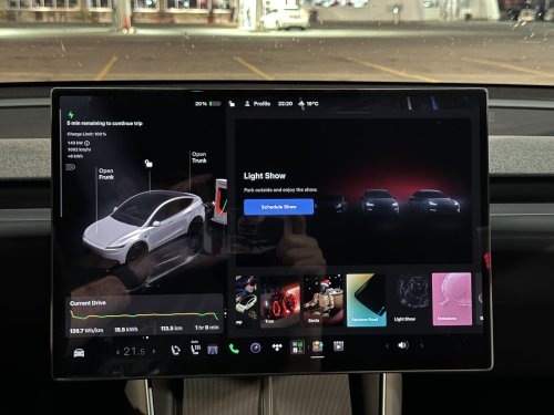 Tesla Model Y RWD 2026 Review: an entry-level trim with top-of-the-line technology