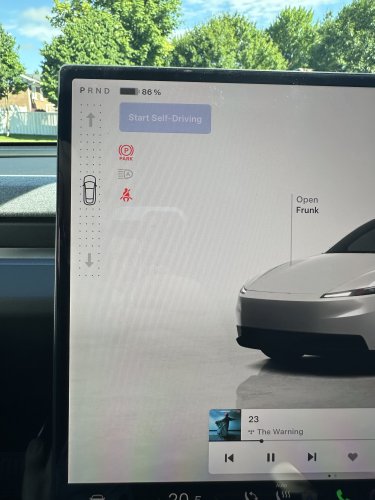 Tesla Model Y RWD 2026 Review: an entry-level trim with top-of-the-line technology